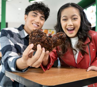 Merdeka! Ayam Pedas Nusantara Heat Meriahkan HUT ke-80 RI, Yuk Cobain!