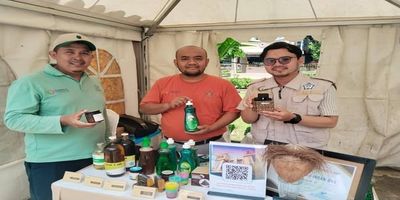 Pemanfaatan Limbah Rumah Tangga Menjadi Produk Ramah Lingkungan dan Punya Nilai Jual di Kota Padang