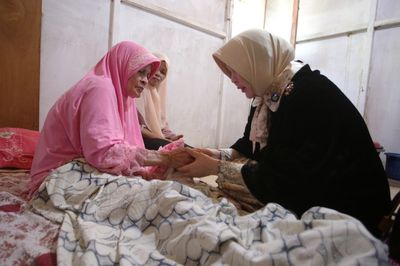 Pemko Banda Aceh melalui Baitulmal Salurkan Bantuan untuk Fakir Uzur