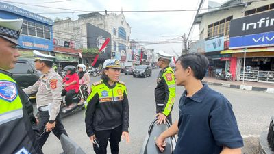 Satlantas Purwakarta Tindak Knalpot Bising dan Pengendara Tanpa Helm di Kebon Jahe