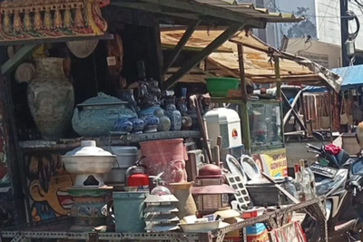 Bandung, Surga Pasar Loak untuk Pecinta Barang Antik