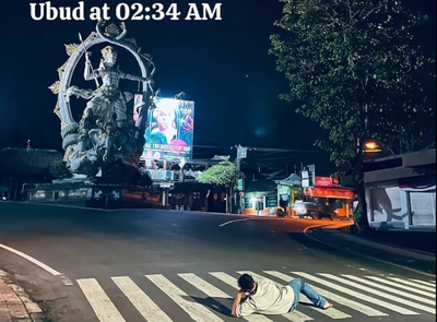 Tren Foto di Lampu Merah Jam 2 Pagi, Viral tapi Dinilai Bahayakan Keselamatan