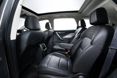 5 Kelebihan Jok Kulit Mobil Asli Dibanding Bahan Sintetis yang Harus Kamu Pahami!