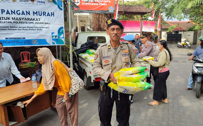 Polresta Denpasar Gelar Operasi Pangan Murah di Sanur