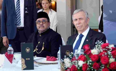 Rano Karno Berbusana Khas Betawi di Resepsi 75 Tahun Persahabatan Indonesia–Turki: Jakarta dan Ankara Disatukan Budaya