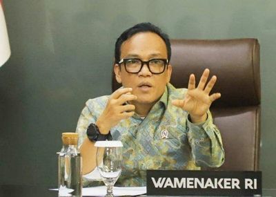 OTT KPK Wamenaker Immanuel Ebenezer, Puluhan Mobil dan Motor Ducati Ikut Disita