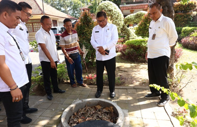 Dukung Percepatan Pengelolaan Sampah, OPD Pemkot Denpasar Bangun Teba Modern di Halaman Kantor