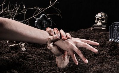 Kisah Mistis Pesugihan Kawin Ratu Mustika: Dari Ambisi, Cinta, hingga Petaka