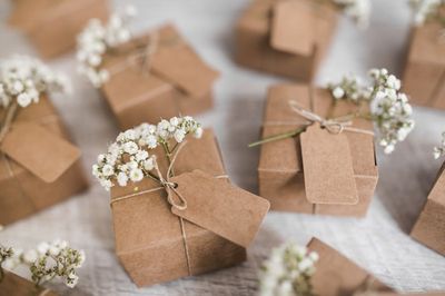 7 Souvenir Pernikahan Murah tapi Mewah: Bikin Tamu Kagum Tanpa Bikin Kantong Bolong!