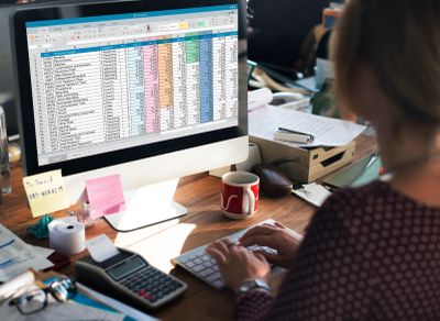 Perbandingan AI Excel Gratis vs Berbayar, Apa Saja Kelebihan dan Kekurangannya?
