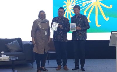 Musisi Senior Candra Darusman Dorong Generasi Muda Berani Berinovasi Lewat Buku dan Lagu Baru