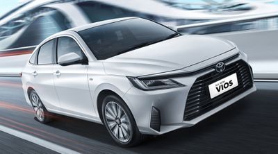 Apakah Toyota Vios Terbaru Cocok Jadi Mobil Pertama? Ini 5 Alasan yang Harus Kamu Pertimbangkan