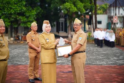 SAKIP Award 2024: Tiga SKPD dan Tiga Kecamatan Terbaik di Garut Diberikan Penghargaan