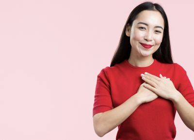 17 Ide Bio Instagram Pencinta Warna Merah yang Bikin Feed Kamu Makin Menyala