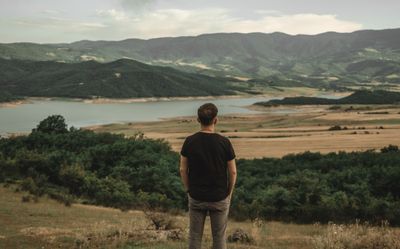 17 Caption Singkat tentang Takdir yang Bikin Kamu Mikir Dua Kali