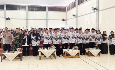 Bupati Subang Lantik Pengurus PGRI Masa Bakti 2025-2030