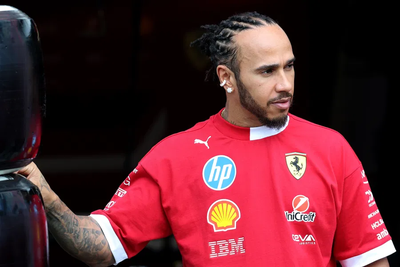 Eks Pembalap Ferrari Sebut Lewis Hamilton Kehilangan Senyumnya Bersama Kuda Jingkrak