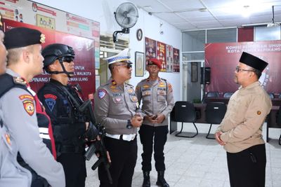 Polda Babel Gelar Patroli Gabungan ke KPU dan Gudag Logistik, Pastikan Kondusifitas Jelang Pilkada Ulang 2025