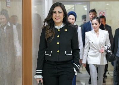 Nafa Urbach Janji Sumbangkan Gajinya sebagai Anggota DPR untuk Guru