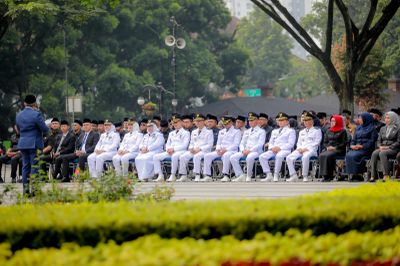 Wali Kota Bandung Lantik 90 Pejabat Struktural di Lingkungan Pemkot