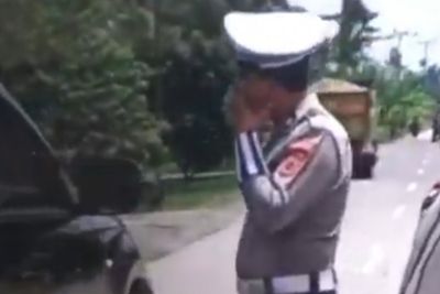 Sasar Pajak Kendaraan Mati, Samsat dan Satlantas Gelar Razia di Gerbang Masuk Kuala Tungkal