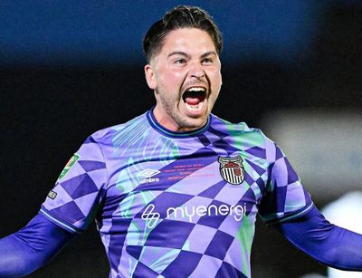 Kiper Grimsby Town Ternyata Fans MU, Akui Sempat Tak Percaya Timnya Singkirkan Tim Idolanya