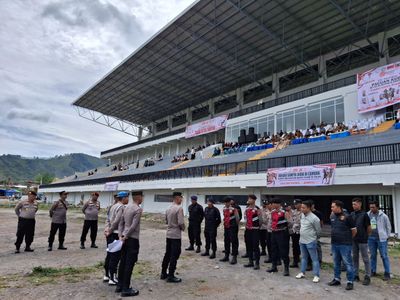 Polres Aceh Tengah Turunkan Pasukan Jaga Pacuan Kuda Gayo HUT ke-80 RI