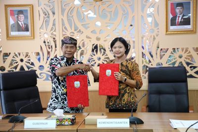 Gubernur Hibahkan 20 Hektar Lahan Resmi Pembangunan Sekolah Unggulan Garuda