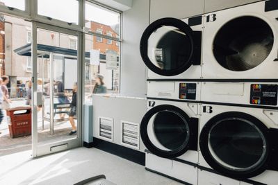 30 Ide Nama Usaha Laundry yang Simpel, Menarik, dan Mudah Diingat
