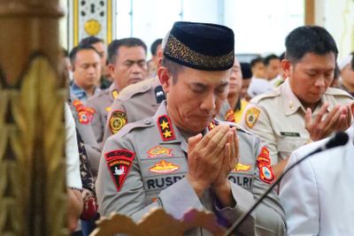 Doakan Korban Unjuk Rasa di Jakarta, Kapolda Sulsel Pimpin Shalat Gaib