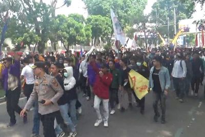 Demo DPRD Jambi, Massa Tuntut Keadilan atas Korban Terlindas Barracuda Polisi di DPR-RI