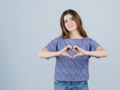 17 Ide Bio Instagram Pencinta Warna Biru dalam Bahasa Inggris yang Estetik Abis!