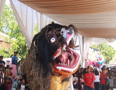 Uniknya Kesenian Singo Barong di Desa Bumiayu, Kecamatan Weleri