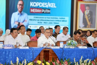 Jateng Catat Rekor Koperasi Merah Putih Terbanyak, Menko Zulhas Angkat Jempol