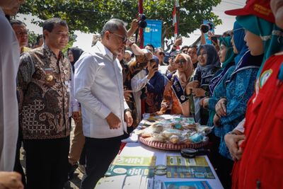 Baru Berdiri 1,5 Bulan, Koperasi Merah Putih Gedawang Sukses Raup Rp48 Juta