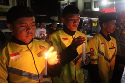 PEMKAB KERINCI DAN KOTA SUNGAI PENUH GELAR DOA BERSAMA DAN AKSI 1000 LILIN UNTUK AFFAN KURNIAWAN