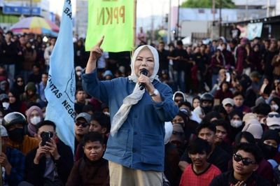 Pesan Wagub Gorontalo ke Mahasiswa Pendemo: Belajarlah Sungguh-sungguh dan Raih Cita-cita