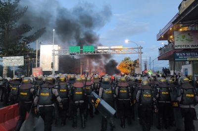 14 Mahasiswa Ditangkap Usai Demo Tolak Tunjangan DPR di Gorontalo