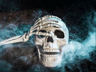 Kisah Mistis Gundul Pecengis: Hantu Kepala yang Tertawa dan Bikin Trauma