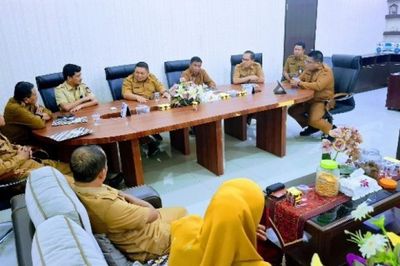 Bupati Gorontalo Tunjuk 12 Pejabat Isi Jabatan Kosong, Lima di Antaranya Eselon II