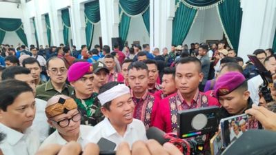 Gubernur Jabar Akan Temui Polda, Minta Mahasiswa yang Tak Terbukti Pidana Dibebaskan
