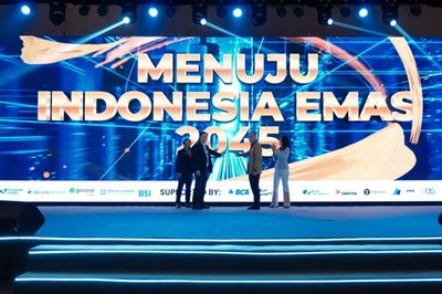Diskusi Strategis SDM dalam Hadapi Transformasi Ekonomi di IHCBS 2025