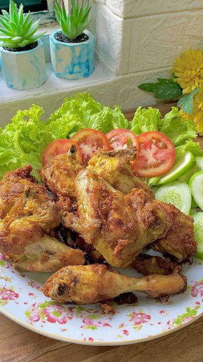 Masak Hemat Dan Enak: Resep Savory Fried Chicken