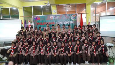 SMPIT-SMAIT Daarul Hikmah Boarding School Bontang Lepas Kontingen Terbesar dari Kaltim