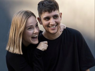 17 Ide Bio Instagram Pecinta Warna Hitam dalam Bahasa Inggris yang Elegan dan Misterius