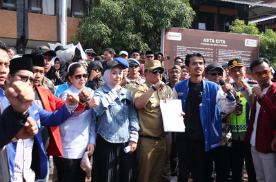 Bupati Garut dan Forkopimda Terima Aspirasi Aliansi Mahasiswa dan Masyarakat Garut
