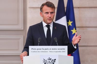 Politik Prancis Memanas, Partai Oposisi Ajukan Pemakzulan Emmanuel Macron