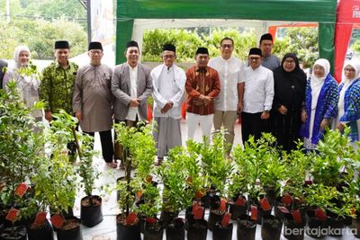 DKM Ar-Raudhah Galang Donasi Pohon Demi Udara Jakarta