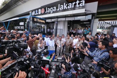 Halte Jaga Jakarta Resmi Dibuka, Pemprov DKI Hadirkan 50 Bus Listrik Baru
