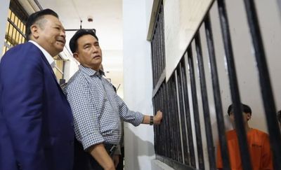 Menko Yusril Pastikan Tidak Ada Pelanggaran HAM dalam Penanganan Tahanan Demonstrasi